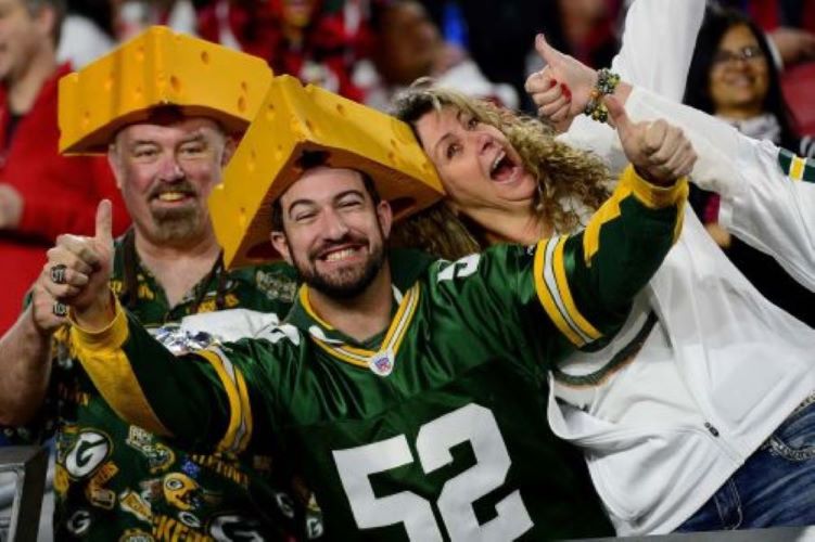 group of packer's fans: called cheeseheads